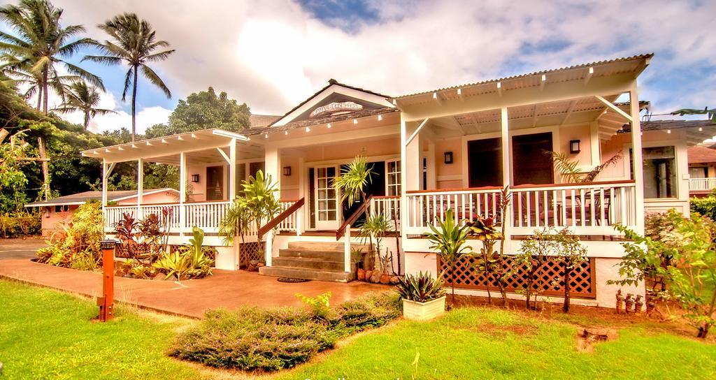 Poipu Bed And Breakfast Inn Koloa Exterior foto